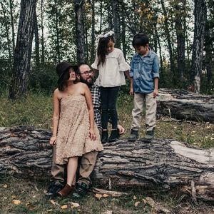 Meet your Posher, Seline